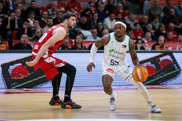 El Unicaja se pega un batacazo real en el Príncipe Felipe