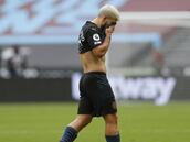Agüero, un mes de baja, no jugará con Argentina