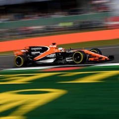 Viernes de Silverstone: Fernando Alonso vuelve a la clase media