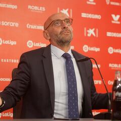 Monchi comienza a ‘engorilar’ a su tropa