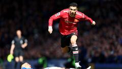 Manchester United’s Champions League chances dented by Everton defeat