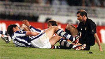 <b>ÚLTIMA DERROTA</B>. La temporada pasada el Madrid perdió el partido y la posibilidad de ganar la Liga.