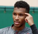Auger-Aliassime se estrena junto a Toni Nadal con derrota