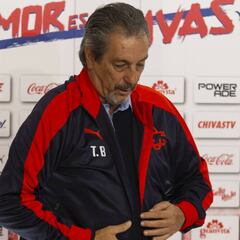 Para Tomás Boy, no será sencillo cambiarle la cara a Chivas
