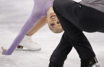 USA pair Alexa Scimeca Knierim and Chris Knierim in the Figure Skating Event