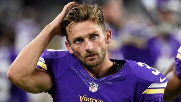 MINNEAPOLIS, MN - SEPTEMBER 1: Blair Walsh #3 of the Minnesota Vikings looks on during the third quarter of the game against the Los Angeles Rams on September 1, 2016 at US Bank Stadium in Minneapolis, Minnesota. The Vikings defeated the Rams 27-25.   Hannah Foslien/Getty Images/AFP
 == FOR NEWSPAPERS, INTERNET, TELCOS &amp; TELEVISION USE ONLY ==