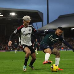 USMNT defender Antonee Robinson linked with Chelsea move