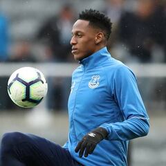 Yerry Mina volvería a la titular de Everton ante Chelsea por Premier