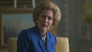 Gillian Anderson como Margaret Thatcher en 'The Crown'.