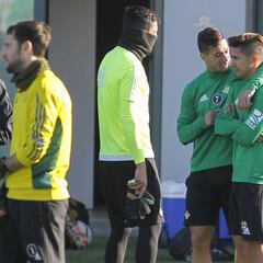 Así fue la práctica del Betis con el regreso de Felipe Gutiérrez