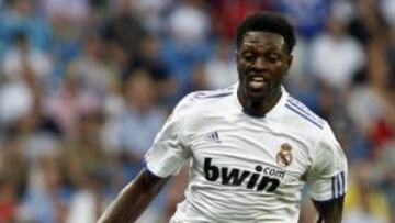 El Marsella podría hacer una oferta al City por Adebayor