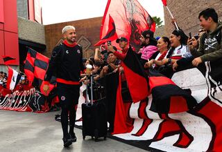 Unión Española confirma uno de los fichajes más llamativos del año en Chile: “Con alegría...”