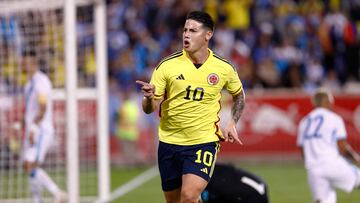 James Rodríguez en un partido de la Selección Colombia.