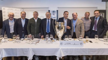 08/11/17 ACTO COMIDA FUNDACION JUANITO VETERANOS REAL MADRID SANTILLNA SAN JOSE BUYO TOMAS RONCERO