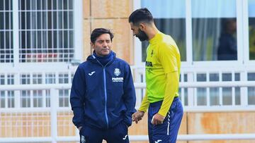 15/02/24 VILLARREAL CF ENTRENAMIENTO
MARCELINO CON ALBIOL