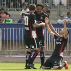 Colo Colo gana a Antofagasta y suma quinto triunfo del torneo