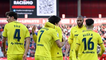 Los jugadores del Villarreal, celebrando el 0-1, obra de Gerard Moreno.