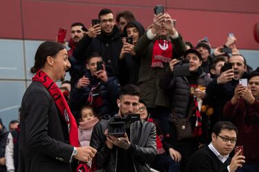 Ibrahimovic: "Con los compañeros seré muy malo"