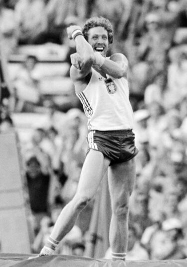 Lavillenie, los nazis y otros abucheos famosos en atletismo