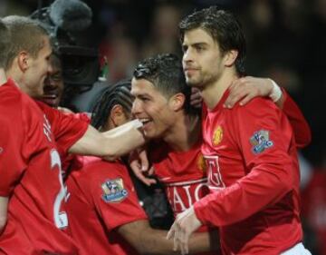 Cristiano Ronaldo y Gerard Piqué con el Manchester United en 2008.