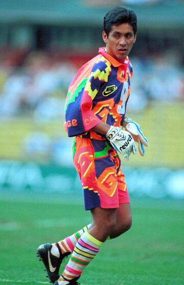 Jorge Campos: Las playeras más estrafalarias