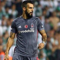 El traspaso de Negredo al Al-Nasr, a punto de cerrarse