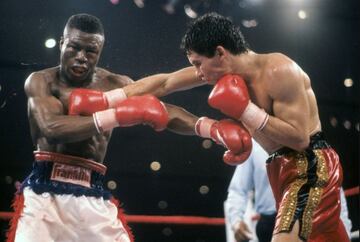 La pelea entre Julio César Chávez y Meldrick Taylor, llevada a cabo el 17 de marzo de 1990 en el Hilton de Las Vegas,  Chávez se adjudicó el combate por nocaut técnico en el último round.