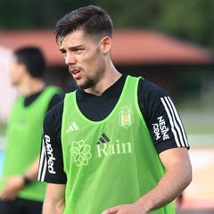 El central Javi Montero, del Besiktas, alternativa para la defensa albiazul