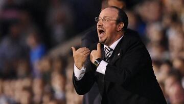 El Newcastle de Benítez golea y recupera el liderato
