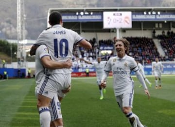 James Rodríguez marcó el tercer tanto en el triunfo del Real Madrid 1-4, ante el Eibar, por la fecha 26 de la Liga de España.