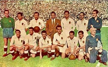 En tiempos de grandes goleadas, el Valencia le infligi¨® al Atleti la mayor de toda la historia. Segu¨ª marc¨® cuatro goles; Igoa y Mena completaron la goleada. Curiosamente, despu¨¦s de esa goleada (jornada 13), el Atl¨¦tico s¨®lo perdi¨® un partido m¨¢s hasta el final y acab¨® ganando la Liga 49-50. El Valencia acab¨® tercero.