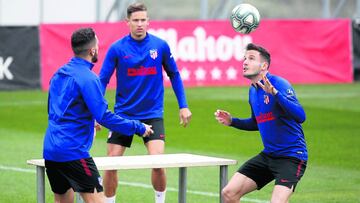 Koke, Llorente y Saúl, en un entrenamiento del Atlético.