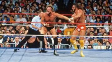 WrestleMania 4, Randy Savage venció a Ted DiBiase