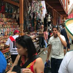 La otra forma de “regatear”: mexicanos se lucen en Izmailovo