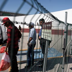 La nueva propuesta del DHS para aumentar las deportaciones: El ICE podría duplicar las expulsiones si compra aviones