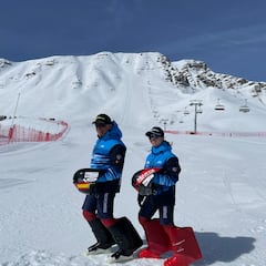 Billy y Greggio, campeones del mundo con Marta Visa batiendo el récord de España