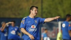 Dunga le traspas&oacute; el favoritismo a Chile para el debut en las Clasificatorias en octubre.