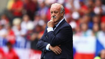 Del Bosque: "Casillas también nos ayudará desde el banquillo"