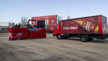 Ya están preparadas las Fan zones del Sevilla y Barça