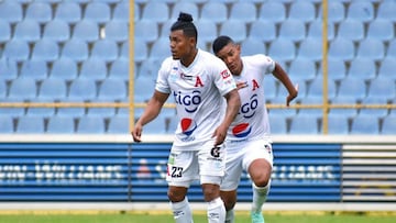 Con un gol de Juan Carlos Portillo, el conjunto de los Paquidermos ascienden al primer puesto en la clasificaci&oacute;n en la Liga de El Salvador