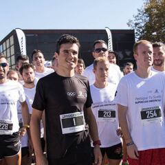 Javier Gómez Noya, junto a 400 personas, en Pontevedra