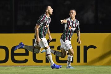 Fluminense ganó con goles de Willian y Arias. La serie terminó 4-1 en el global.