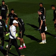 El aplazamiento supone un pequeño alivio para Zidane