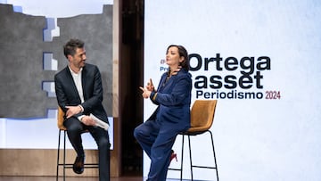 23 04 2024. Barcelona. Premios Ortega y Gasset. El periodista Carlos del Amor durante una conversación con la directora de EL PAÍS, Pepa Bueno, al inicio de la ceremonia de entrega de premios. Foto: Massimiliano Minocri
