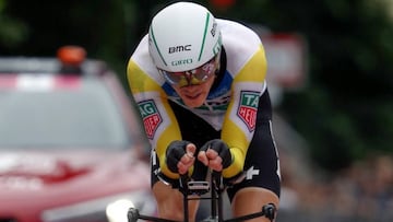 Resumen y resultado de la 1ª etapa de la Vuelta a España 2018: Dennis vence y toma el mando