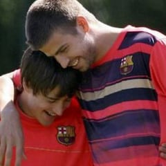 Bojan apoya en todo a Piqué