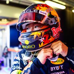 Yuki Tsunoda podría alcanzar un hito que ya logró Checo Pérez subido a un Red Bull