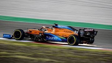 Carlos Sainz durante los Libres 2 del GP de Portugal.