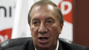 Carlos Bilardo. 