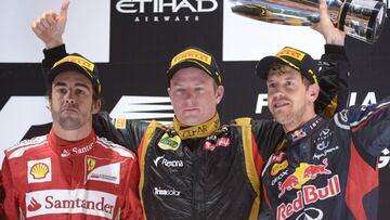 Fernando Alonso, Kimi Raikkonen y Sebastian Vettel en el podio de Abu Dhabi 2012.
